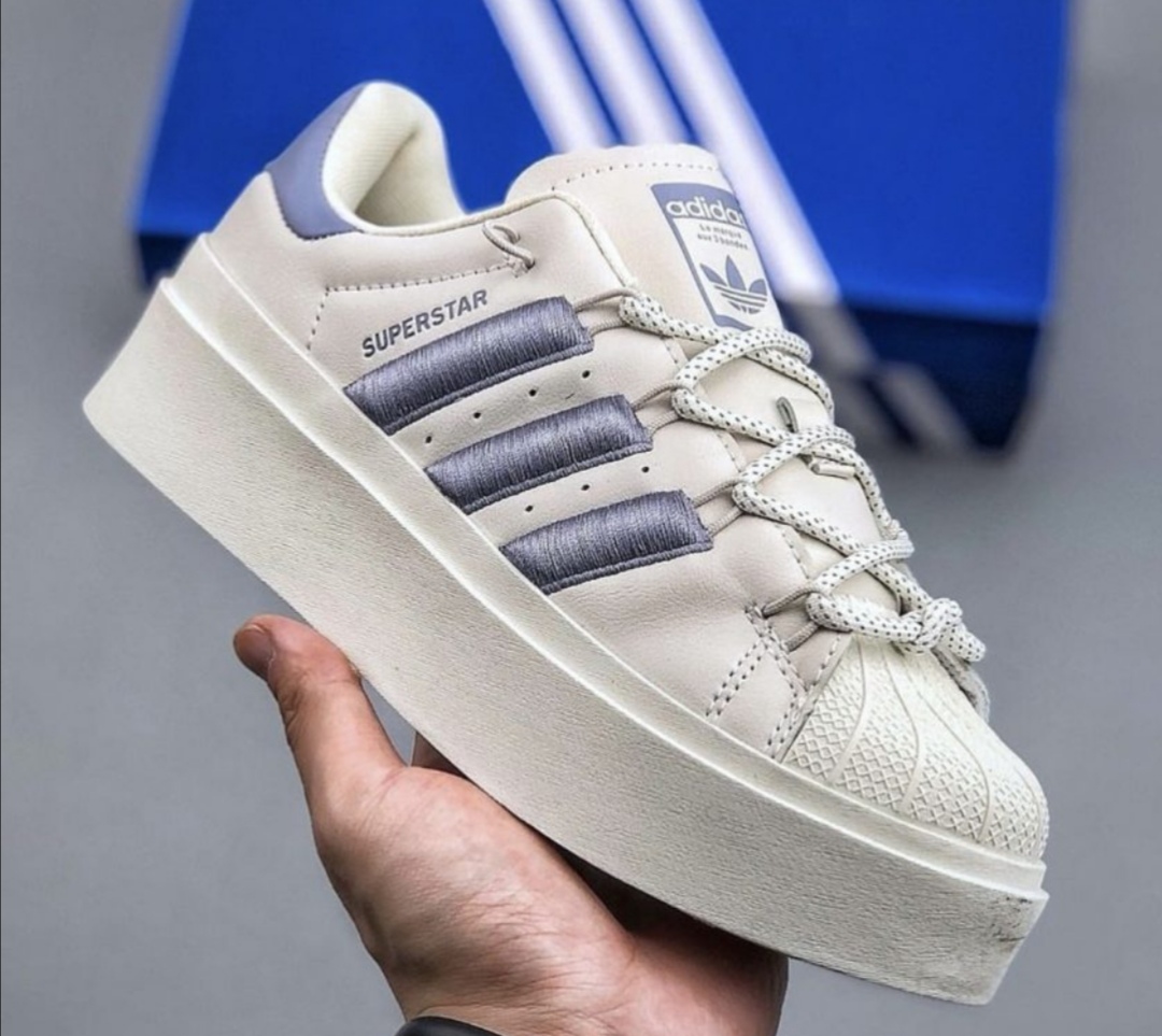 Adidas Superstar Boneja - R1600.jpg